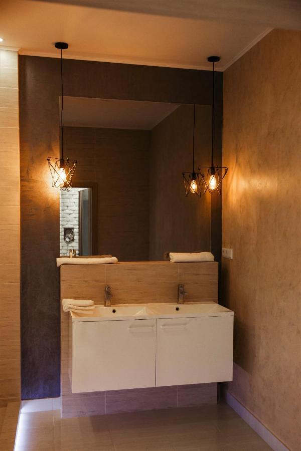 Апартаменты Центр Uman Square Apartment Luaran gambar